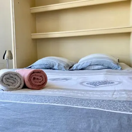 - Centre Апартаменты Каркассон