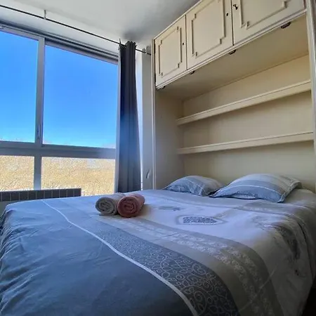- Centre Apartment